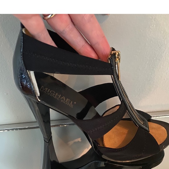 Michael Kors Ladies Black Heels - Picture 1 of 4